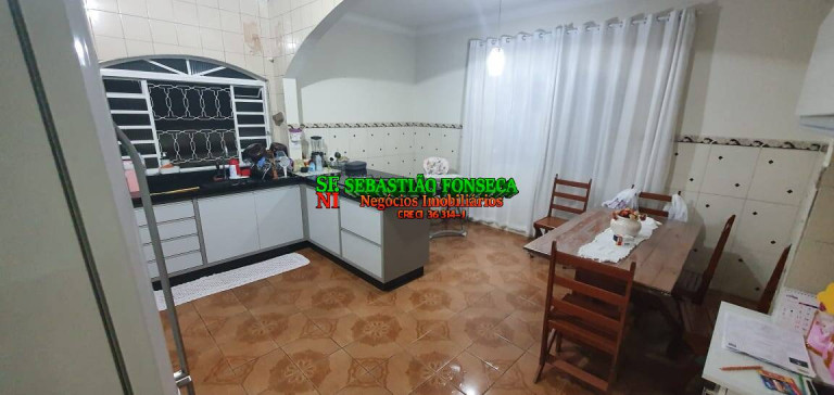 Imagem Casa com 3 Quartos à Venda, 185 m² em Monte Castelo - São José Dos Campos