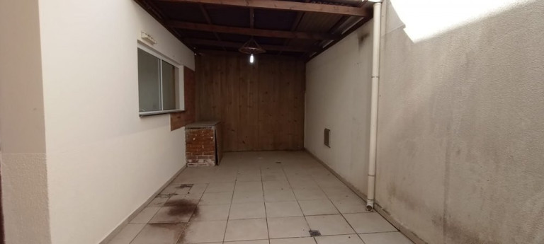 Imagem Sobrado com 2 Quartos à Venda, 118 m² em Várzea Do Ranchinho - Camboriú