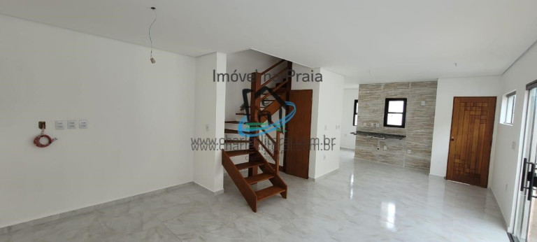 Imagem Casa com 3 Quartos à Venda,  em Jaraguá - Caraguatatuba