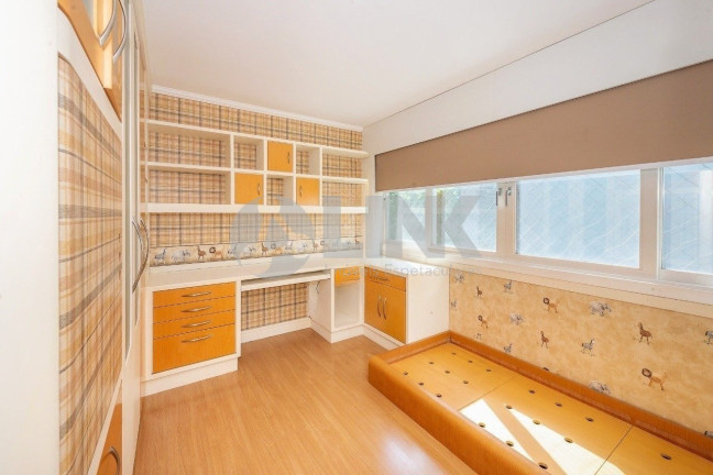 Imagem Apartamento com 4 Quartos à Venda, 283 m² em Moinhos De Vento - Porto Alegre Imagem Apartamento com 4 Quartos à Venda, 283 m² em Moinhos De Vento - Porto Alegre