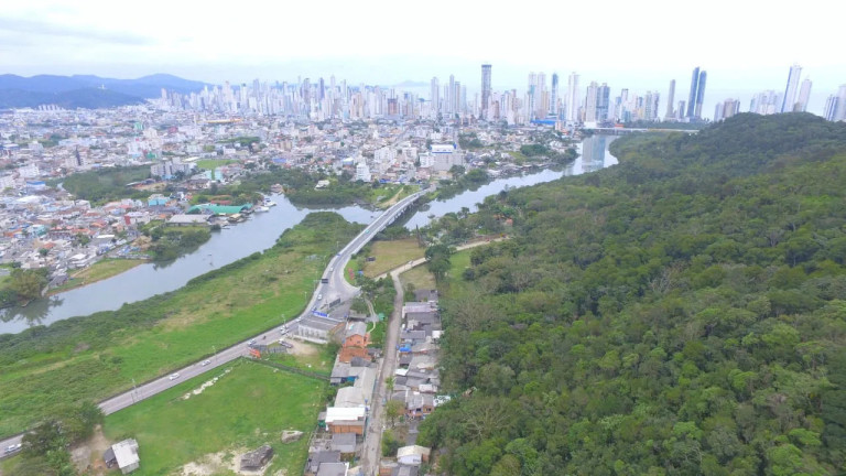 Imagem Terreno à Venda, 31 m² em Nova Esperança - Balneário Camboriú Imagem Terreno à Venda, 31 m² em Nova Esperança - Balneário Camboriú