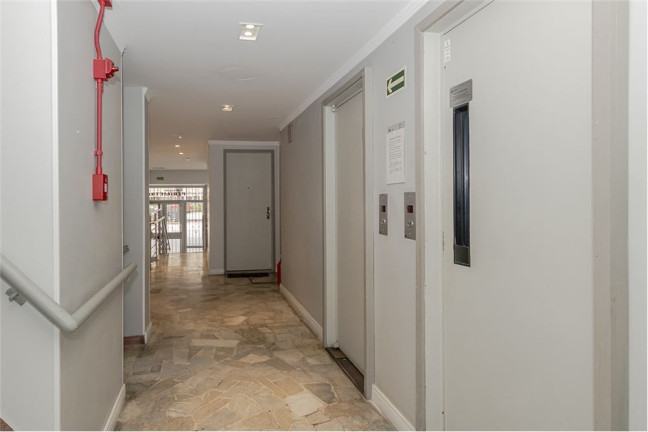 Imagem Apartamento com 3 Quartos à Venda, 95 m² em Centro Histórico - Porto Alegre