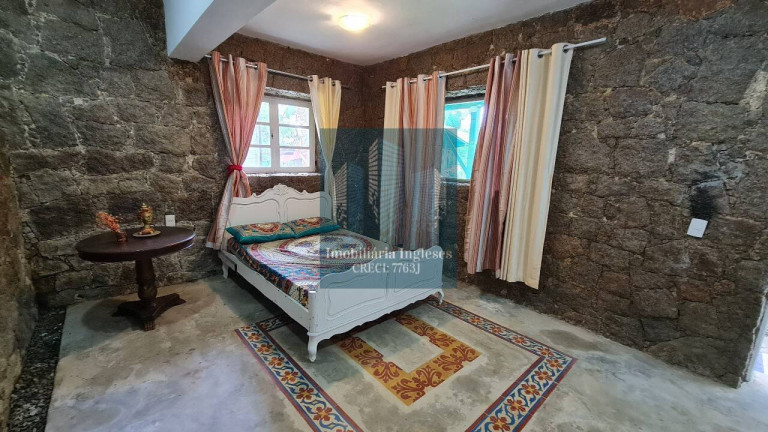 Imagem Casa com 10 Quartos à Venda, 700 m² em Lagoa Da Conceição - Florianópolis Imagem Casa com 10 Quartos à Venda, 700 m² em Lagoa Da Conceição - Florianópolis
