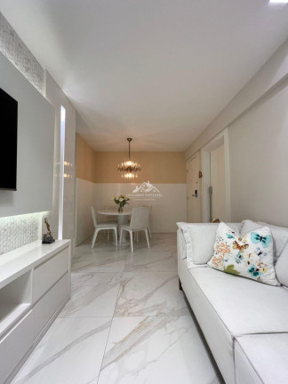 Imagem Imóvel com 2 Quartos à Venda, 60 m² em Praia Da Costa - Vila Velha Imagem Imóvel com 2 Quartos à Venda, 60 m² em Praia Da Costa - Vila Velha