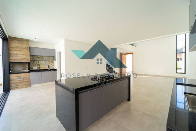 Imagem Casa à Venda, em Jundiaí Imagem Casa à Venda, em Jundiaí
