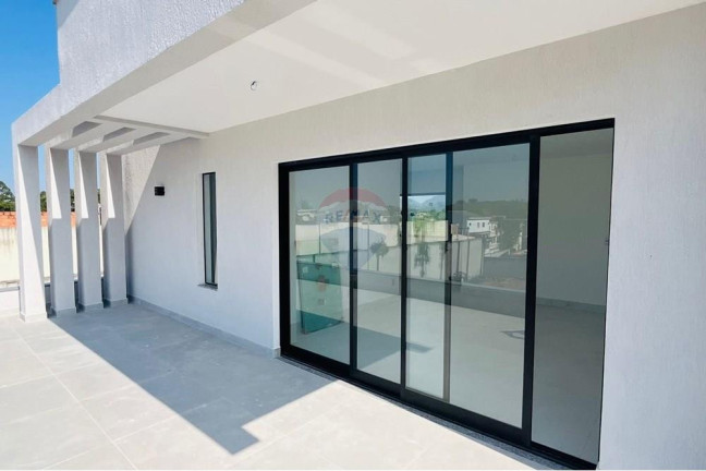 Imagem Casa de Condomínio com 5 Quartos à Venda, 200 m² em Vargem Pequena - Rio De Janeiro