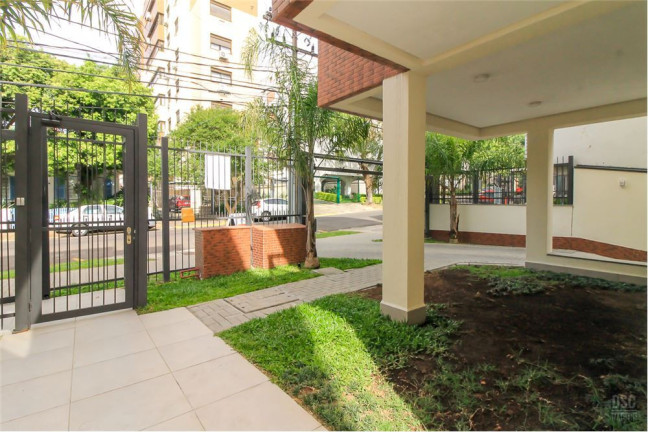 Imagem Imóvel com 2 Quartos à Venda,  em São João - Porto Alegre