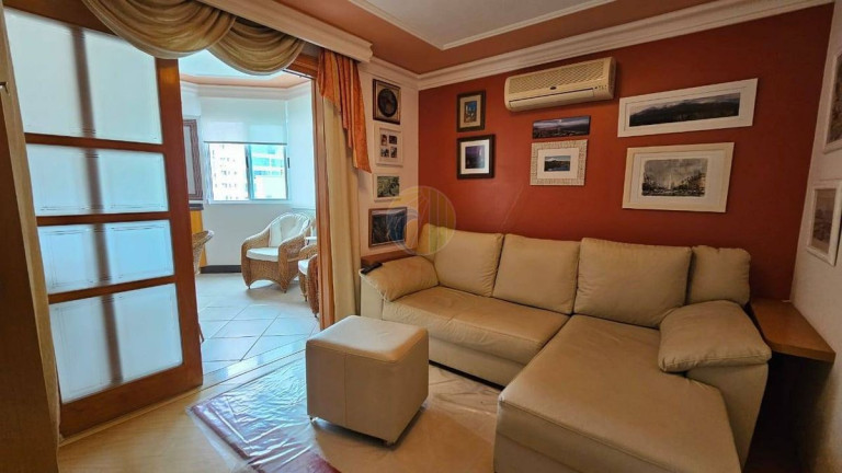 Imagem Apartamento com 3 Quartos à Venda, 256 m² em Pioneiros - Balneário Camboriú