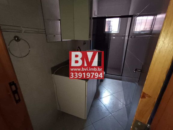 Imagem Casa com 3 Quartos à Venda, 220 m² em Penha Circular - Rio De Janeiro Imagem Casa com 3 Quartos à Venda, 220 m² em Penha Circular - Rio De Janeiro