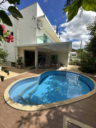 Imagem Casa com 4 Quartos à Venda, 360 m² em Ibituruna - Montes Claros Imagem Casa com 4 Quartos à Venda, 360 m² em Ibituruna - Montes Claros