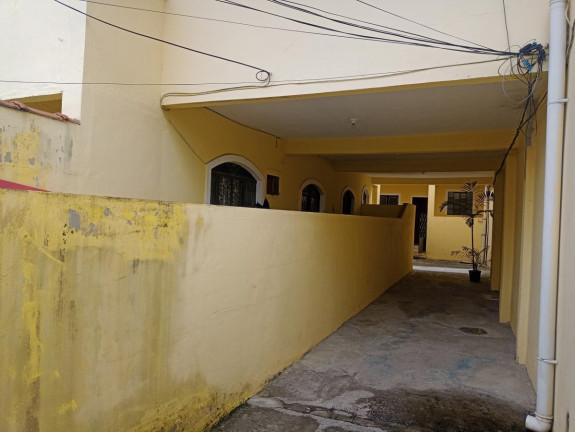 Imagem Casa com 9 Quartos à Venda, 225 m² em Campo Grande - Rio De Janeiro