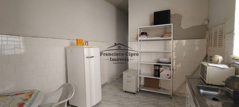 Imagem Sobrado com 2 Quartos à Venda, 221 m² em Centro - Guaratinguetá Imagem Sobrado com 2 Quartos à Venda, 221 m² em Centro - Guaratinguetá
