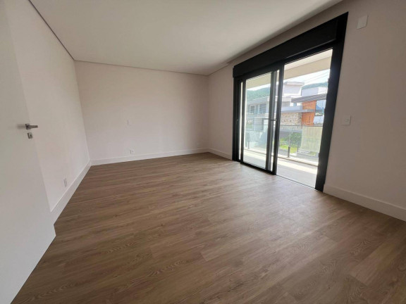 Imagem Casa com 3 Quartos à Venda, 300 m² em Pedra Branca - Palhoça Imagem Casa com 3 Quartos à Venda, 300 m² em Pedra Branca - Palhoça