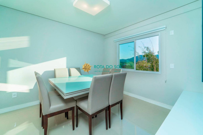 Imagem Cobertura com 3 Quartos à Venda, 165 m² em Mariscal - Bombinhas