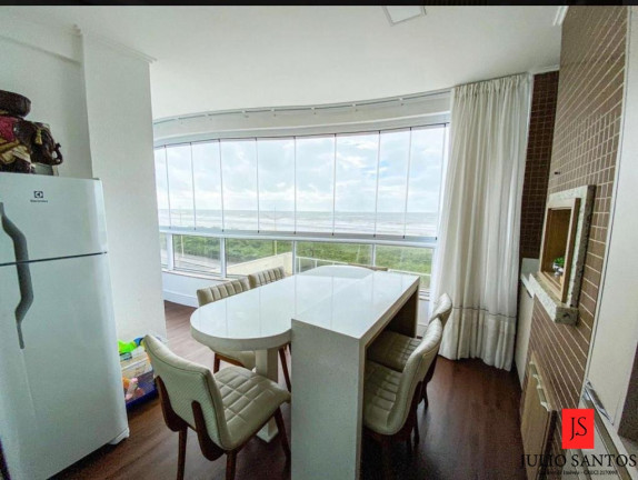 Imagem Apartamento com 3 Quartos à Venda, 119 m² em Centro - Navegantes