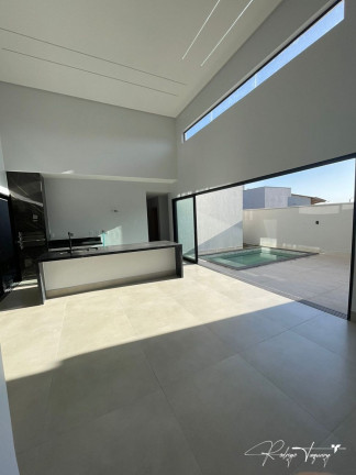 Imagem Casa de Condomínio com 3 Quartos à Venda, 152 m² em Jardins Barcelona - Senador Canedo