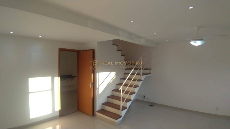 Imagem Casa com 3 Quartos à Venda, 120 m² em Tanque - Rio De Janeiro Imagem Casa com 3 Quartos à Venda, 120 m² em Tanque - Rio De Janeiro