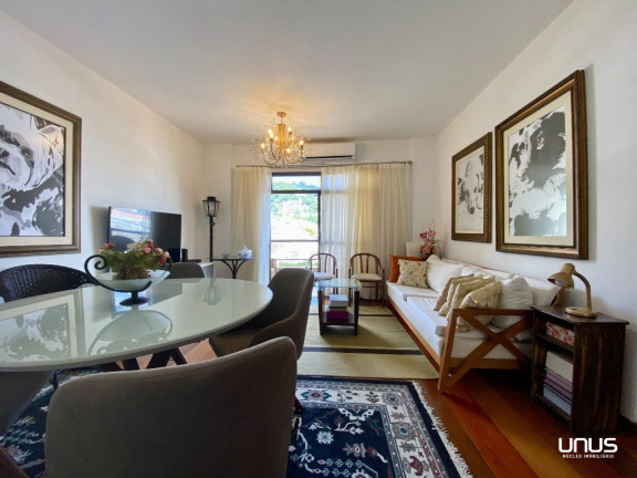 Imagem Apartamento com 2 Quartos à Venda, 81 m² em Centro - Florianópolis
