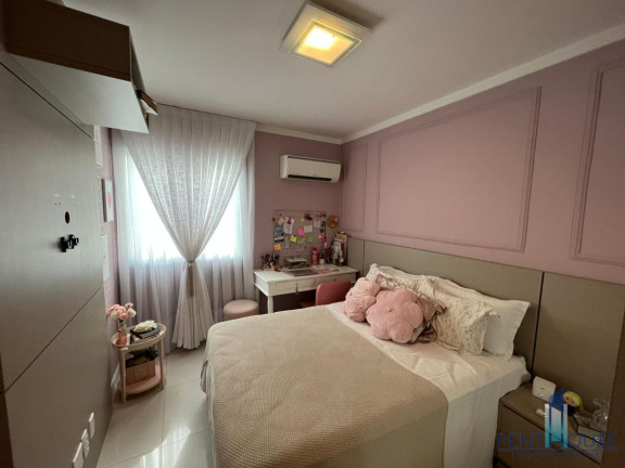 Imagem Apartamento com 4 Quartos à Venda, 141 m² em Centro - Balneário Camboriú Imagem Apartamento com 4 Quartos à Venda, 141 m² em Centro - Balneário Camboriú