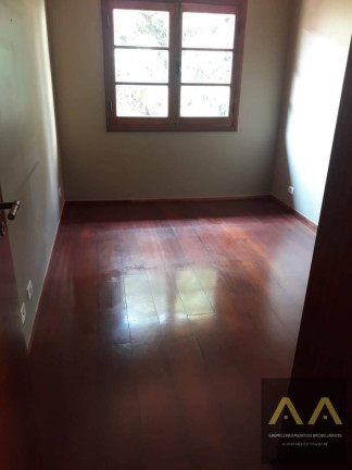 Imagem Casa com 4 Quartos para Alugar,  em São Paulo