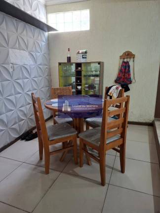 Imagem Casa com 2 Quartos à Venda, 200 m² em Centro - Arraial Do Cabo