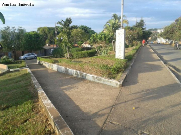Imagem Casa com 3 Quartos à Venda, 150 m² em Centro - Mateus Leme