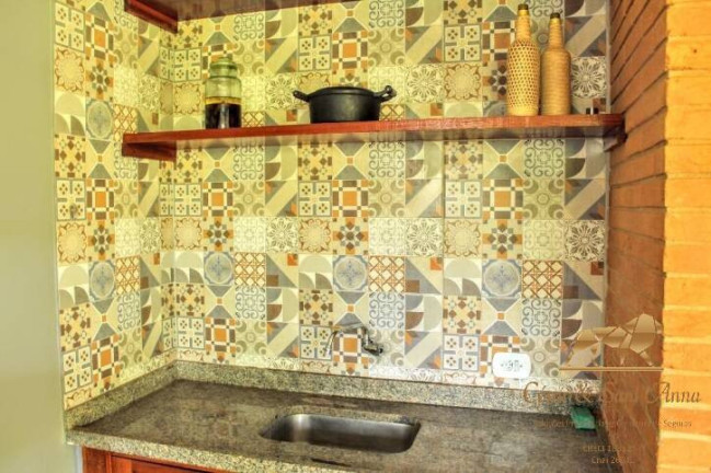 Imagem Casa com 5 Quartos para Temporada, 433 m² em Vila Capivari - Campos Do Jordão