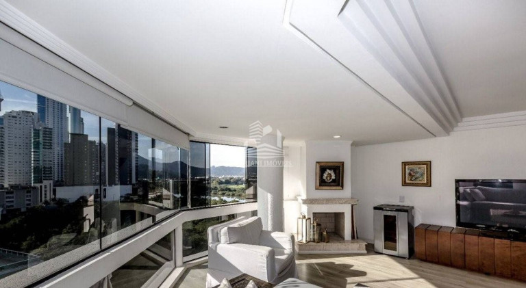 Imagem Apartamento com 3 Quartos à Venda, 343 m² em Centro - Balneário Camboriú