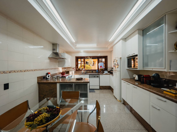 Imagem Casa com 5 Quartos à Venda, 831 m² em Vila Cassaro - Itatiba