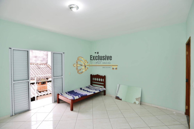 Imagem Sobrado com 3 Quartos à Venda, 210 m² em Vila Humaitá - Santo André
