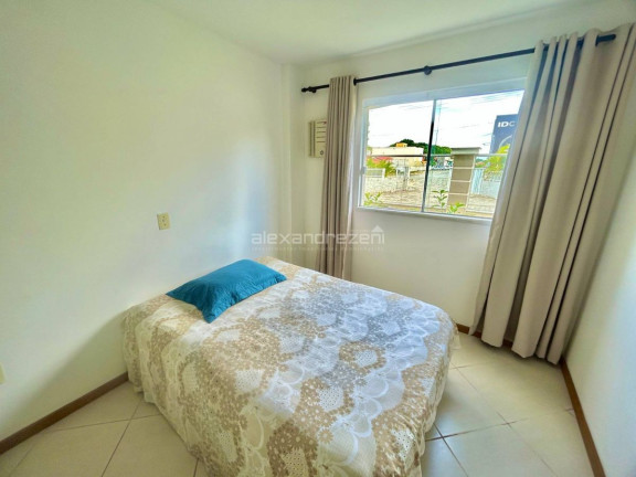 Imagem Apartamento com 3 Quartos à Venda, 90 m² em Bombas - Bombinhas