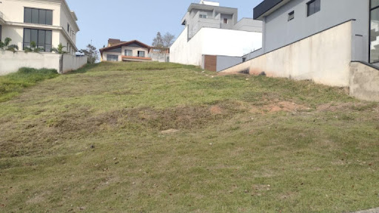 Terreno à Venda, 451 m² em Condomínio Residencial Monaco - São José Dos Campos