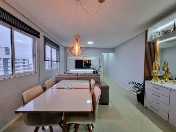 Apartamento com 2 Quartos à Venda, 98 m² em Barreiros - São José