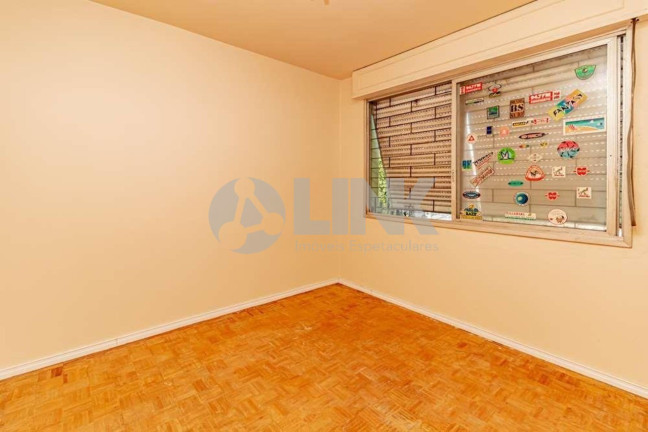 Imagem Apartamento com 2 Quartos à Venda, 78 m² em Santana - Porto Alegre Imagem Apartamento com 2 Quartos à Venda, 78 m² em Santana - Porto Alegre