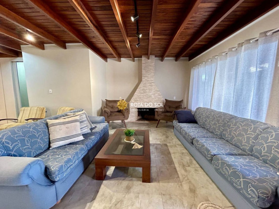 Imagem Casa com 3 Quartos à Venda, 180 m² em Centro - Bombinhas