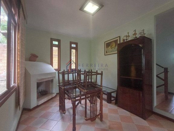Imagem Casa com 3 Quartos para Alugar, 120 m² em Barra Da Lagoa - Florianópolis Imagem Casa com 3 Quartos para Alugar, 120 m² em Barra Da Lagoa - Florianópolis