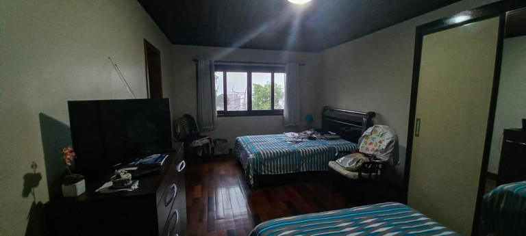 Imagem Casa com 4 Quartos à Venda, 332 m² em Agriões - Teresópolis Imagem Casa com 4 Quartos à Venda, 332 m² em Agriões - Teresópolis