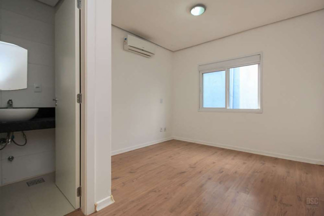 Imagem Casa com 2 Quartos à Venda,  em Hípica - Porto Alegre