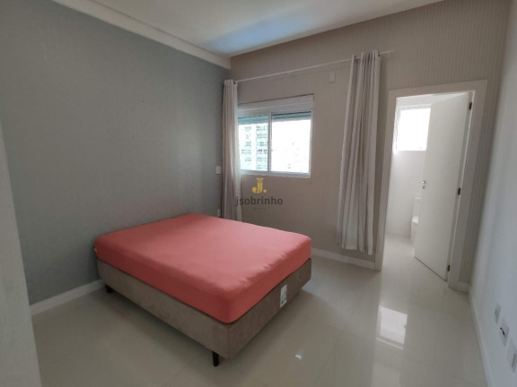 Apartamento com 4 Quartos à Venda, 190 m² em Meia Praia - Itapema