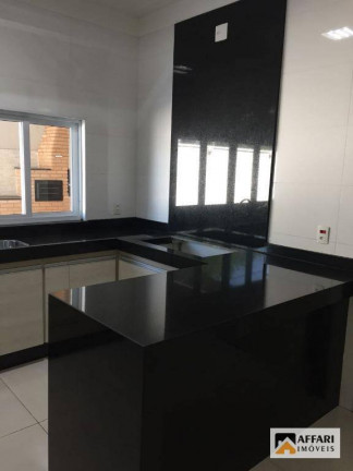 Imagem Casa com 3 Quartos à Venda, 250 m² em Vila Amorim - Americana Imagem Casa com 3 Quartos à Venda, 250 m² em Vila Amorim - Americana