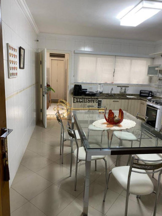 Imagem Sobrado com 3 Quartos à Venda, 180 m² em Campestre - Santo André