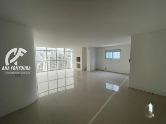 Imagem Apartamento com 3 Quartos à Venda, 133 m² em Centro - Balneário Camboriú Imagem Apartamento com 3 Quartos à Venda, 133 m² em Centro - Balneário Camboriú