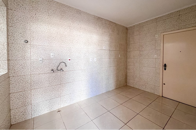 Imagem Imóvel com 4 Quartos à Venda, 94 m² em Navegantes - Porto Alegre