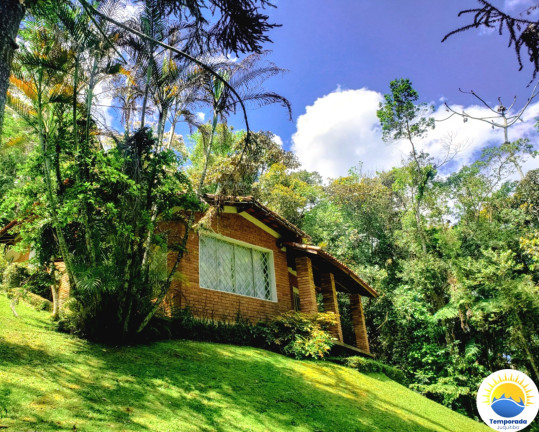 Imóvel com 3 Quartos para Alugar ou Temporada,  em Shangrila - Juquitiba