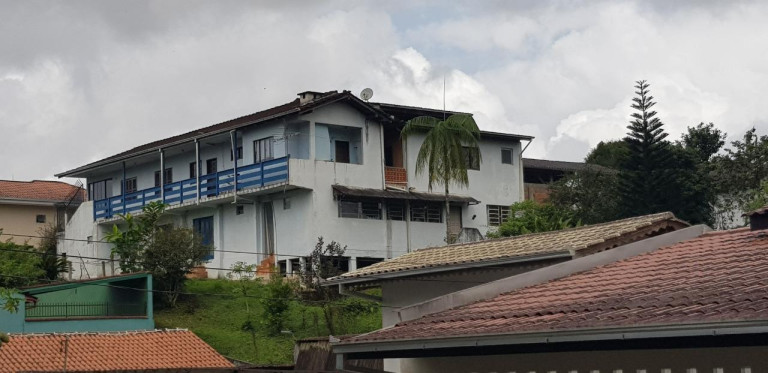 Casa com 9 Quartos à Venda, 543 m² em Floresta - Joinville