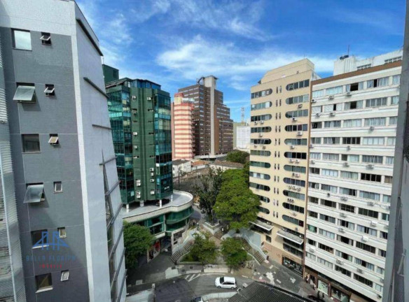 Imagem Apartamento com 3 Quartos à Venda, 99 m² em Centro - Florianópolis Imagem Apartamento com 3 Quartos à Venda, 99 m² em Centro - Florianópolis