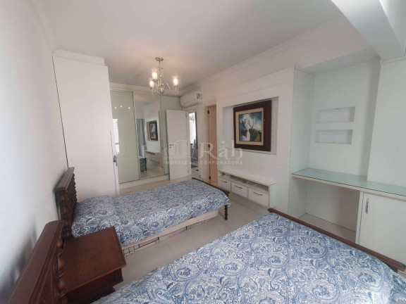 Imagem Apartamento com 3 Quartos à Venda, 206 m² em Centro - Balneário Camboriú Imagem Apartamento com 3 Quartos à Venda, 206 m² em Centro - Balneário Camboriú