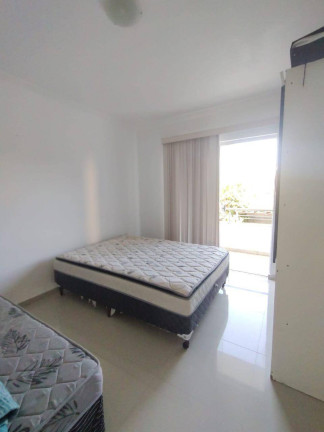 Imagem Casa com 3 Quartos à Venda, 500 m² em Village 2 - Porto Seguro
