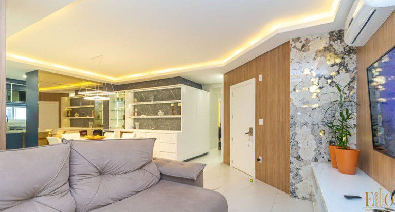 Apartamento com 3 Quartos à Venda, 131 m² em Meia Praia - Itapema