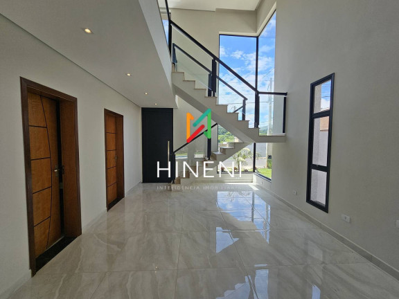 Imagem Casa com 3 Quartos à Venda, 379 m² em Atibaia